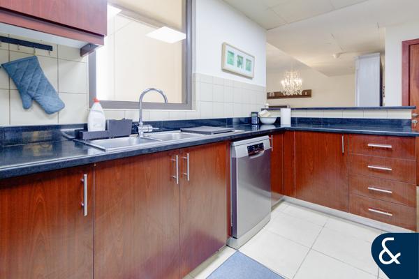 1 Bedroom | Two Balconies | Marina Views